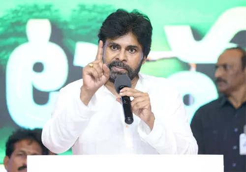 వైసీపీ రౌడీల తోలు తీస్తా.. పవన్ మాస్ వార్నింగ్