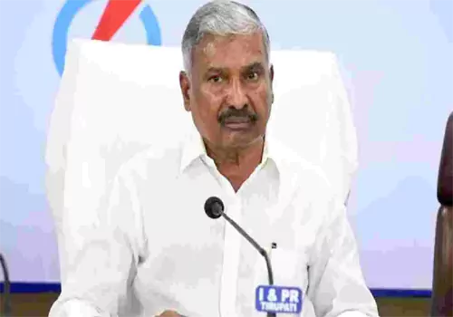 ముప్పేట దాడితో విలవిల్లాడుతున్న మాజీమంత్రి పెద్దిరెడ్డి