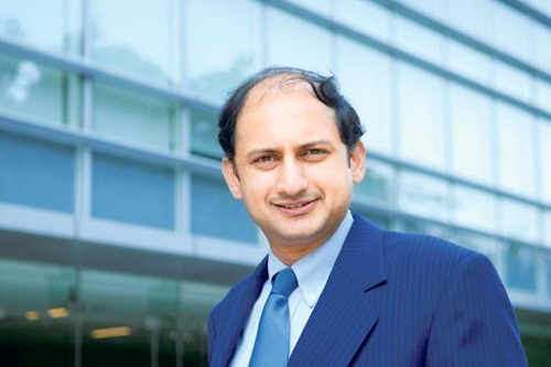 Backing Viral Acharya union asks govt to stop nibbling at RBI autonomy