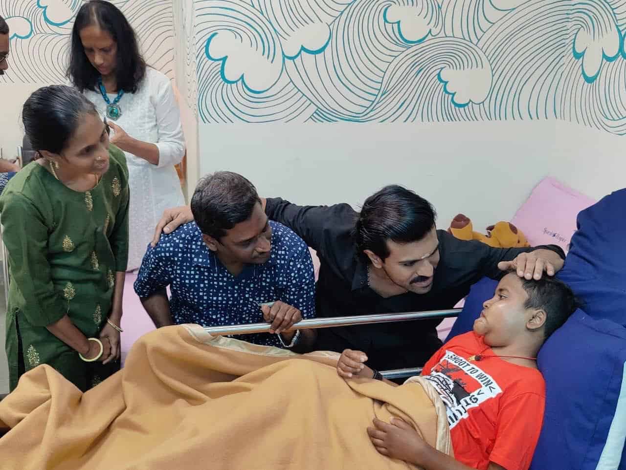 Ram Charan Heartwarming gesture towards his ardent little fan