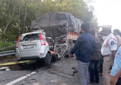  ఓఆర్ఆర్‌పై ఘోర రోడ్డు ప్రమాదం ఆరుగురు మృతి