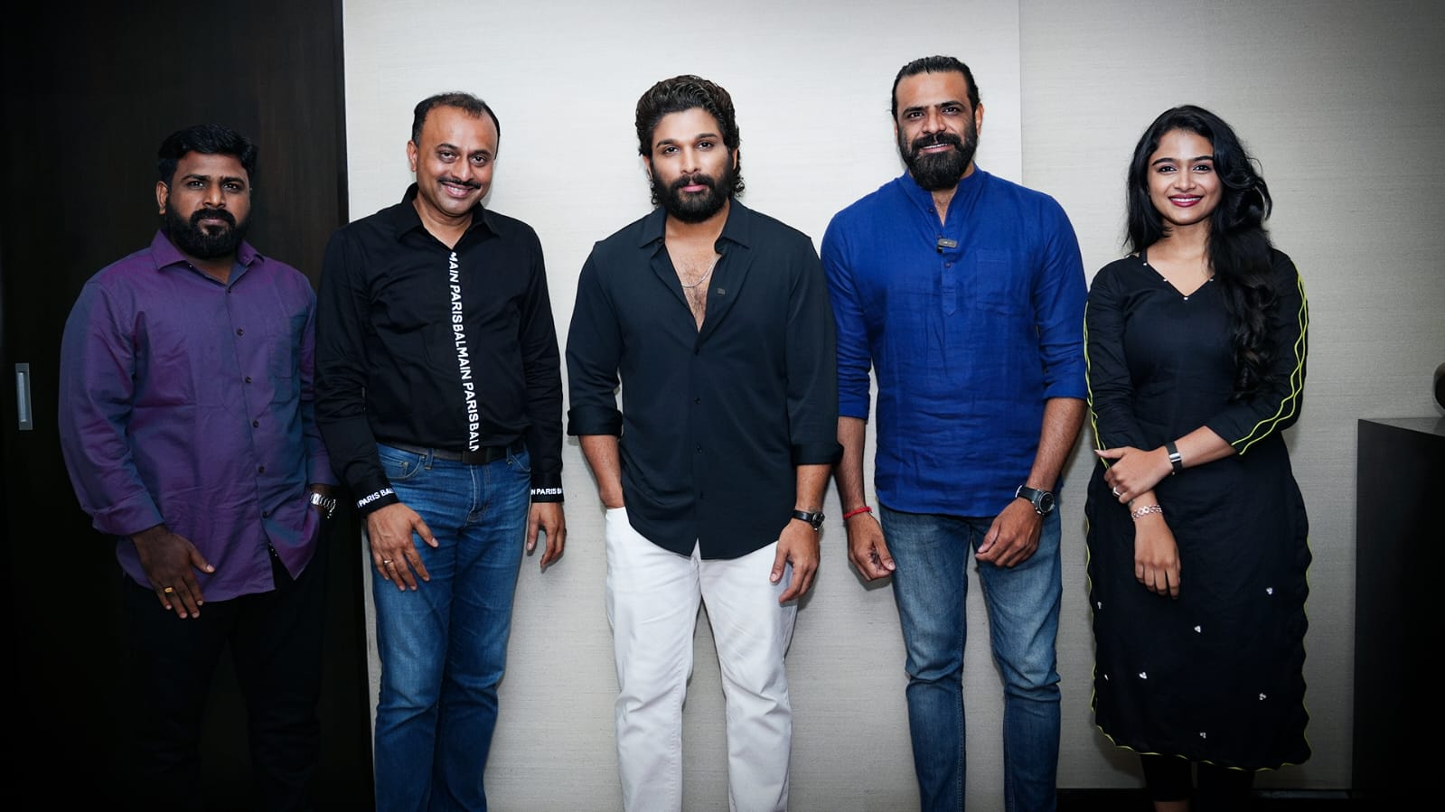 Team Saala Thanks Icon Staar Allu Arjun For?