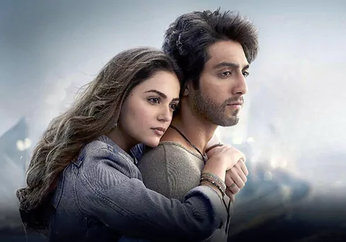 బాలీవుడ్ లో సంచలనం సృష్టిస్తున్న చిన్న సినిమా!