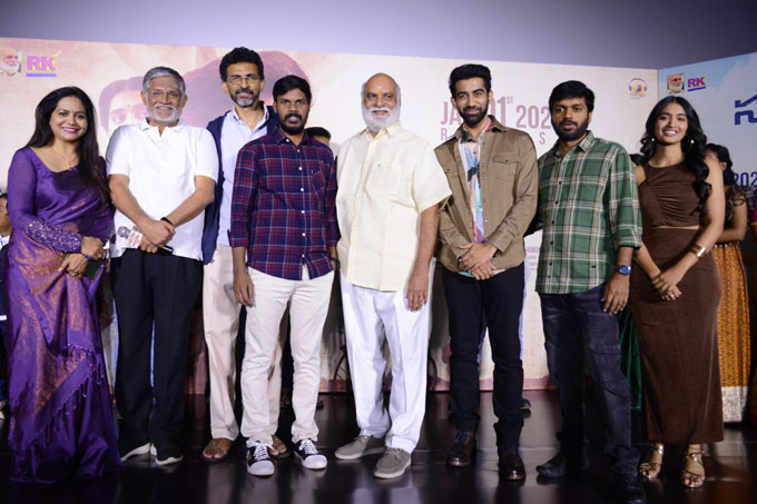 Shekar kammula and Anil Ravipudi best wishes of Sarkaaru Noukari