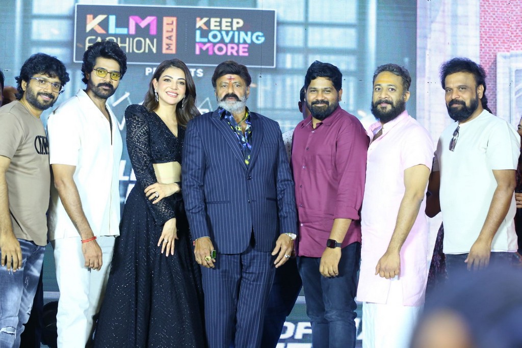 God of Masses Balayya wishes blockbuster for Kajal Aggarwal