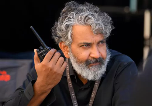 రాజమౌళితో చిత్రం కోసమే ఆయన ఇంత తపన పడుతున్నారా?!