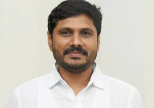 వైసీపీ నేత పూడి శ్రీహరికి బెయిల్ మంజూరు