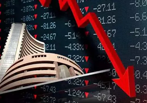 కుప్పకూలిన భారత స్టాక్ మార్కెట్లు... భారీ నష్టాలు