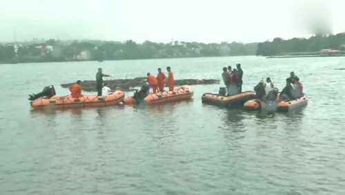 Story On Royal Vasista Boat Operation