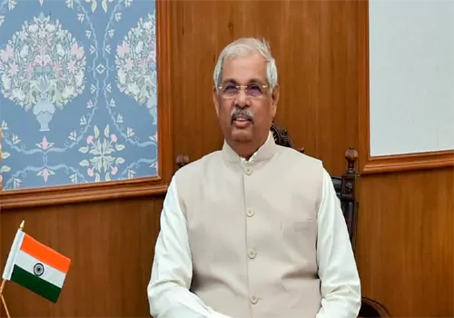 అసెంబ్లీలో తమిళనాడు గవర్నర్ క్షమాపణలు.. ఎందుకంటే?