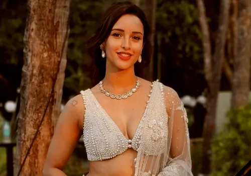Animal Bhabhi 2 gets to romance Prabhas