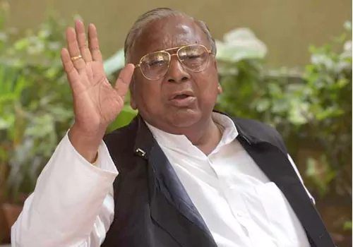 ప్రభుత్వ సలహాదారుగా వీహెచ్‌ నియామకం