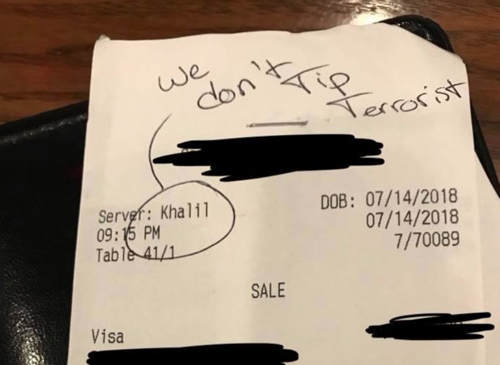 Customer Refuses To Tip 