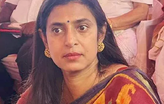 actor kasturi absconding