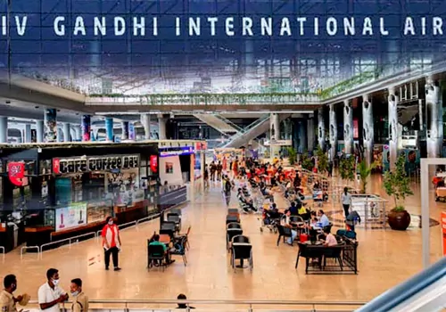 flights delay in shamshabad airport