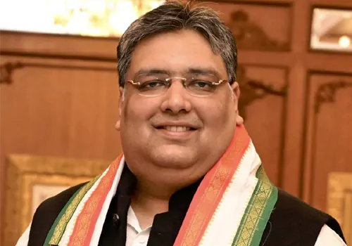 న్యాయవాది హత్య ఆరోపణలు...కాంగ్రెస్ నుండి ఆలమ్ ఖాన్ సస్పెన్షన్