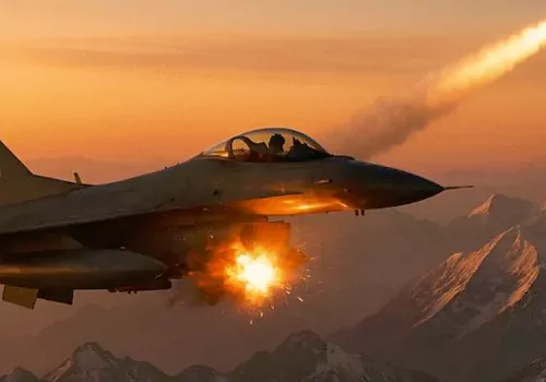 అమెరికా యుద్ధ విమానాన్ని కూల్చేసిన ఇరాన్