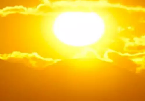 ఏపీలో చండ్ర నిప్పులు.. వడగాల్పులు