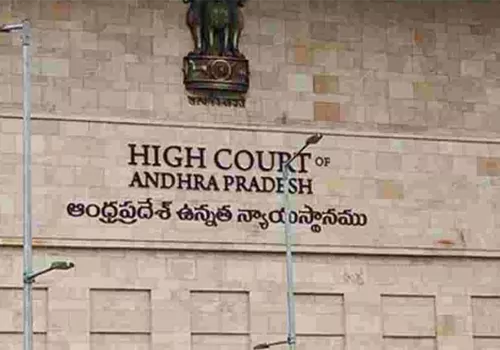 ఎవరిని ధ్వంసం చేస్తారు.. పొలిటికల్ ఫ్లెక్సీలపై ఏపీ హైకోర్టు ఘాటు వ్యాఖ్యలు