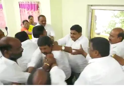 ycp attack on tdp counciler in tenali municipal council