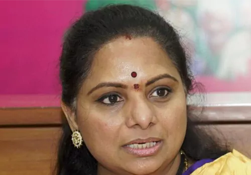 kalvakuntla kavitha sensational comments on harish rao