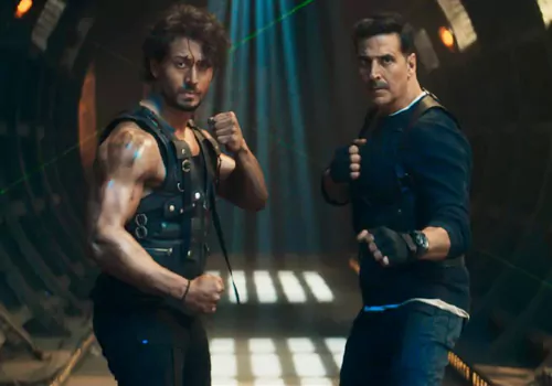 Bade Miyan Chote Miyan: All Time Biggest Disaster