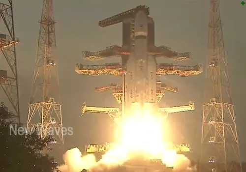 isro successfully launch bahubali rocket