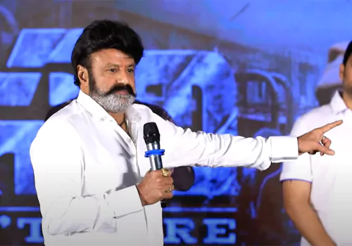 ఎవరైనా కంటతడి పెట్టాల్సిందే.. చప్పట్లు కొట్టాల్సిందే!
