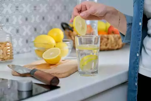 health benefits of lemon water