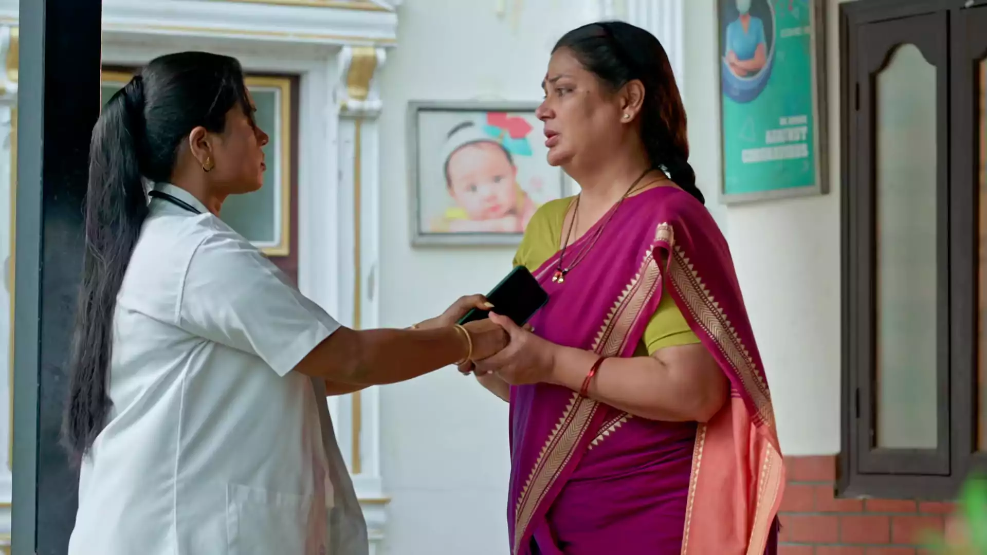 Illu illalu pillalu : శ్రీవల్లి ప్రెగ్నెన్సీ వెనుక భాగ్యం మాస్టర్ ప్లాన్!