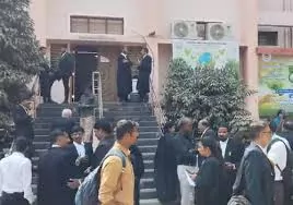  తెలుగు రాష్ట్రాలలో కోర్టులకు బాంబు బెదరింపు.. వారం వ్యవధిలో రెండో సారి