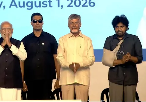 ప్రదానిపై చంద్రబాబు పొగడ్తలు.. వ్యక్తి పూజకు నిదర్శనమేనా?