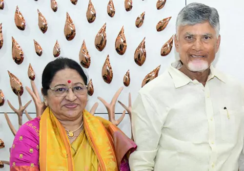 cm chandrababu naidu meets his devoted fan
