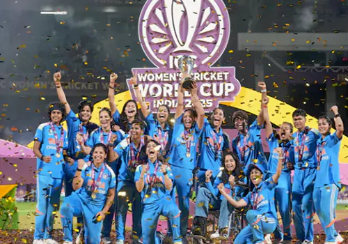 మహిళల వరల్డ్ కప్ విజేత టీమ్ ఇండియా.. హర్మన్ ప్రీత్ సేన విజయనాదం