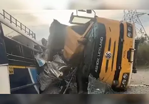 ఇది బస్సు ప్రమాదాల సీజనా ఏంటి?