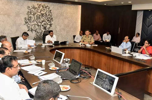 CM directs officials to address sand issues