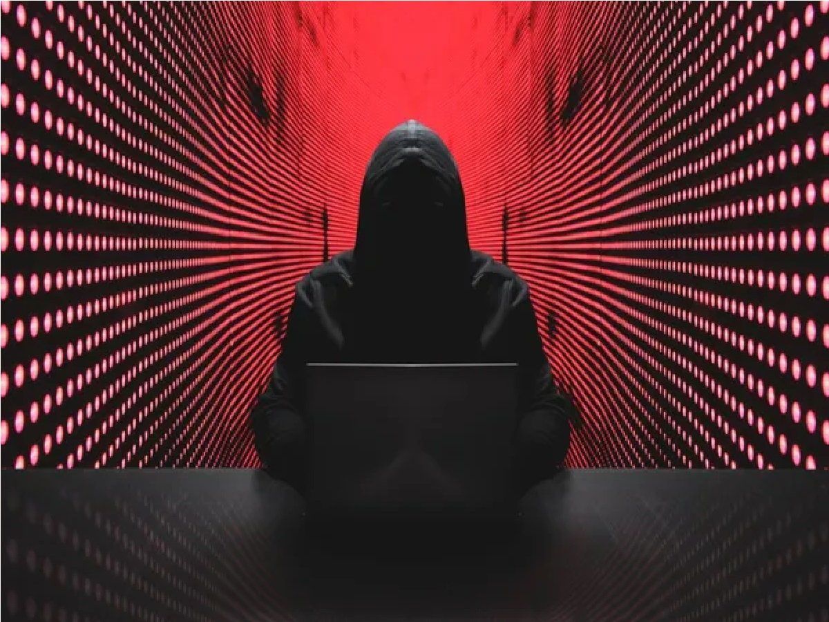 Nigerian lady dupes hyderabadi lawyer for Rs. 10 lac