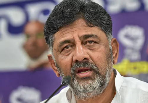 dk sivakumar challange bjp to remove gandhi picture on currency notes