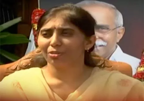 kadapa suppourt to sunita