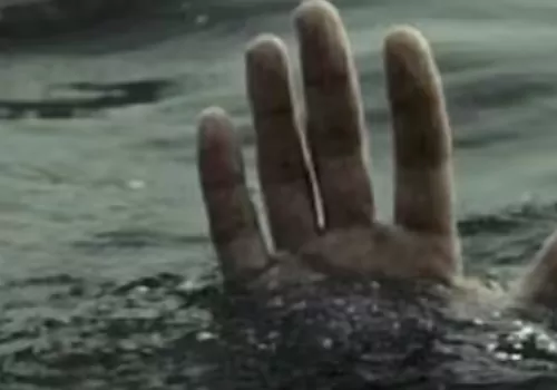 పెన్నాలో మునిగి ఇద్దరు మృతి.. ఒకరు గల్లంతు