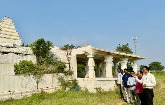 preserve 700 hundred years old indeswaralayam