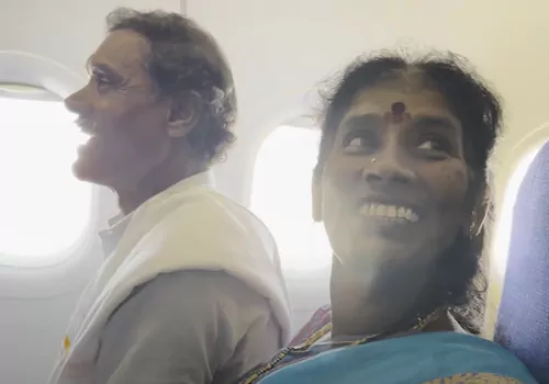 అమ్మనాన్నలని ఫస్ట్ టైమ్ విమానం ఎక్కించిన ఎక్స్‌ప్రెస్ హరి!