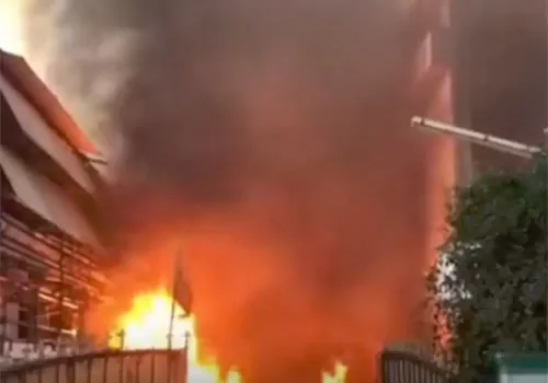 A huge fire broke out in Jeedimetla Industrial Estate