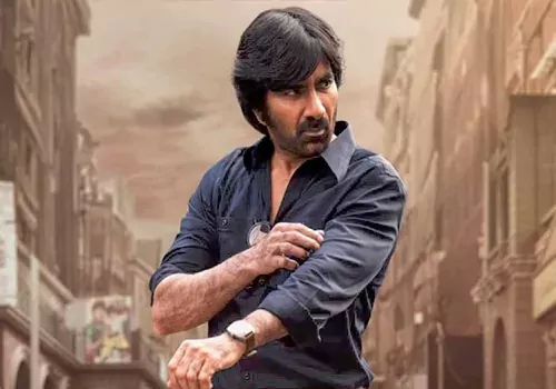 కూలీ లెక్కలు మారిపోయాయి.. సూపర్‌స్టార్‌కి తోడుగా కింగ్‌, మాస్‌మహారాజా!