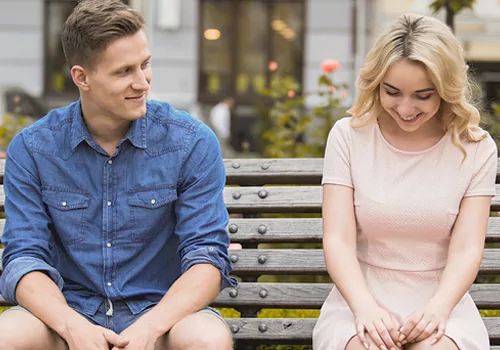 How to know girl is in love or not