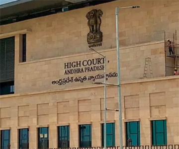 High Court Suspends GO For Shifting of Govt Offices to Kurnool