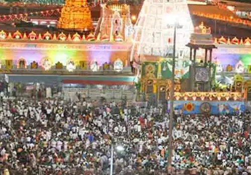 devotees rush continue in tirumala