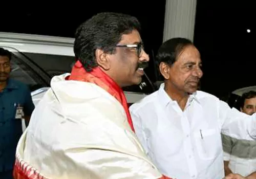 jharkhand cm meet with kcr for megha deal?