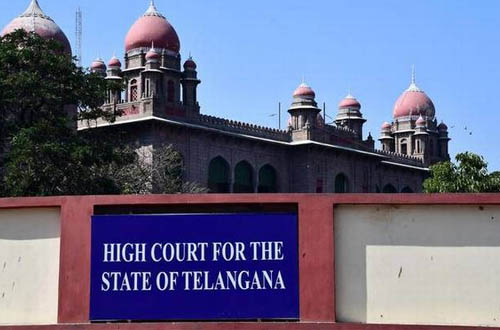 High Court Serious on Telangana Govt over TSRTC Strike