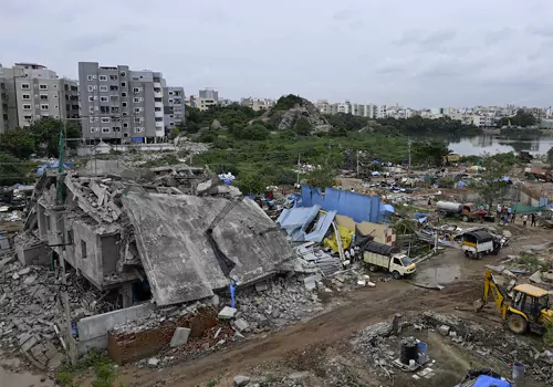 Hydra demolitions in Aminpur